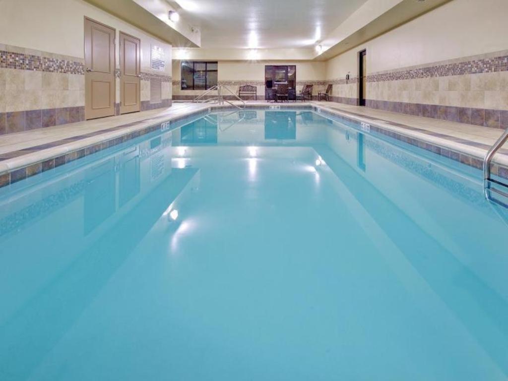 Holiday Inn Express Hotel & Suites Grand Island By Ihg מראה חיצוני תמונה